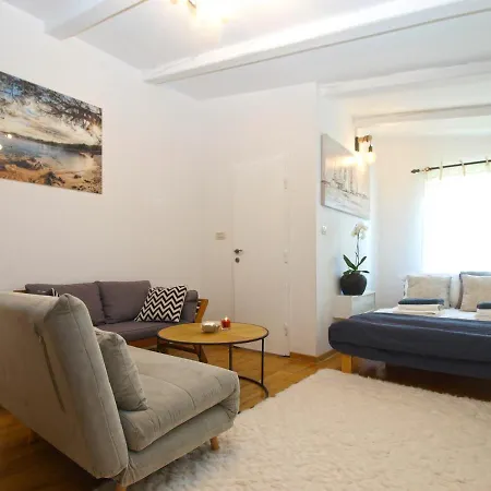 Apartament Katica 2079